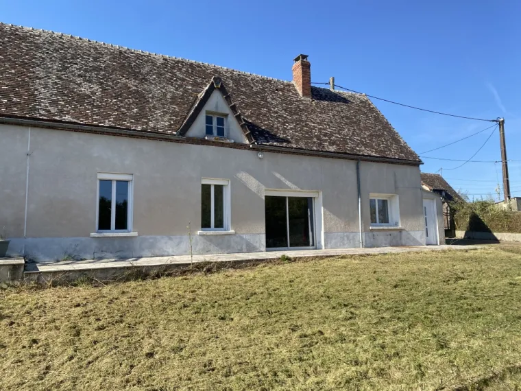  Charmante longère de 65 M2 environ, secteur Champrond en gâtine 28240 ( Eure et loir ).