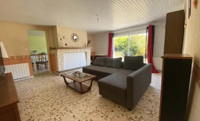  Charmante longère de 65 M2 environ, secteur Champrond en gâtine 28240 ( Eure et loir ).